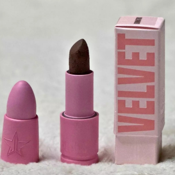 NIB❤️‍🔥"Dominatrix" 😍Jeffree Star Velvet Trap Lipstick 💄SOLD OUT - Picture 4 of 11
